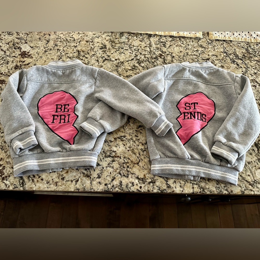 Girls best friends heart jackets set